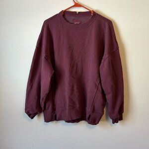 Aerie red sweatshirt size medium. Oversized fits like a large.